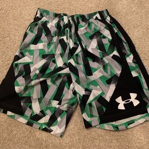 Men’s medium Under Armour shorts